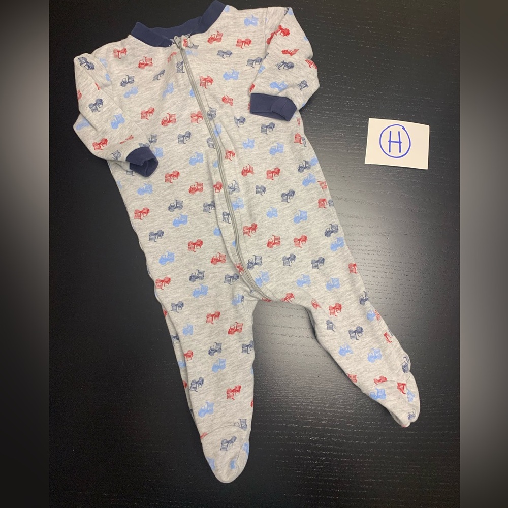 $3.00 💝 George 3-6m Tractor Theme Footed Cotton Sleeper